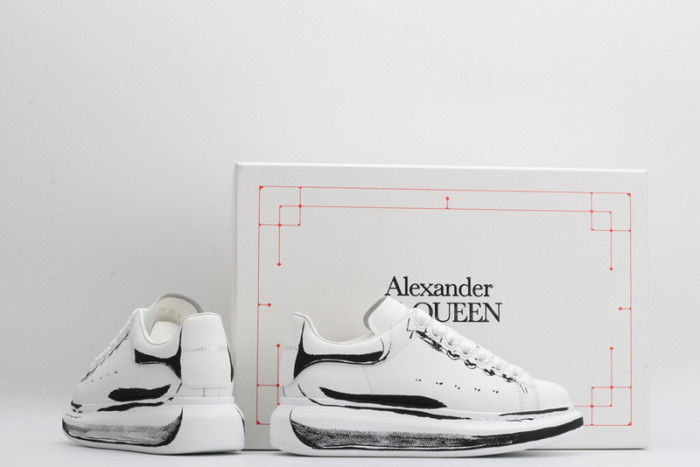 ALEX MCQU SNEAKER