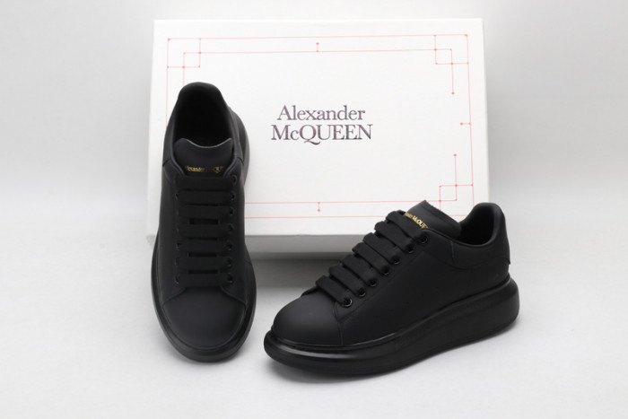 ALEX MCQU SNEAKER