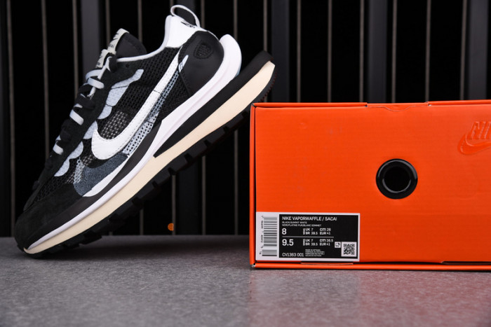 SACAI X NIKE PEGASUA VAPORFLY BLACK WHITE CI9928 001