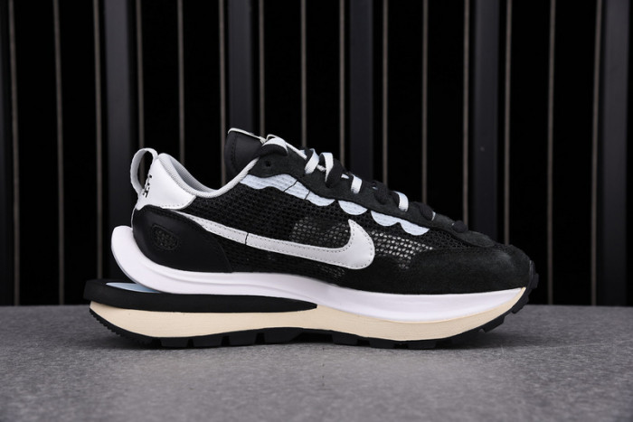 SACAI X NIKE PEGASUA VAPORFLY BLACK WHITE CI9928 001