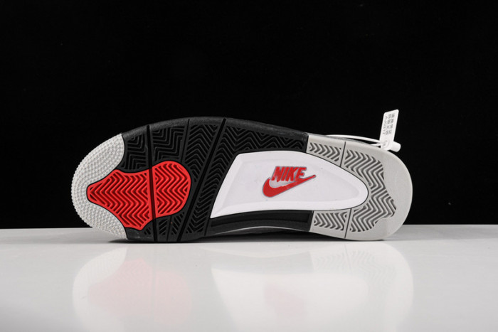 AIR JORDAN 4 OG “WHITE CEMENT” 840606-192