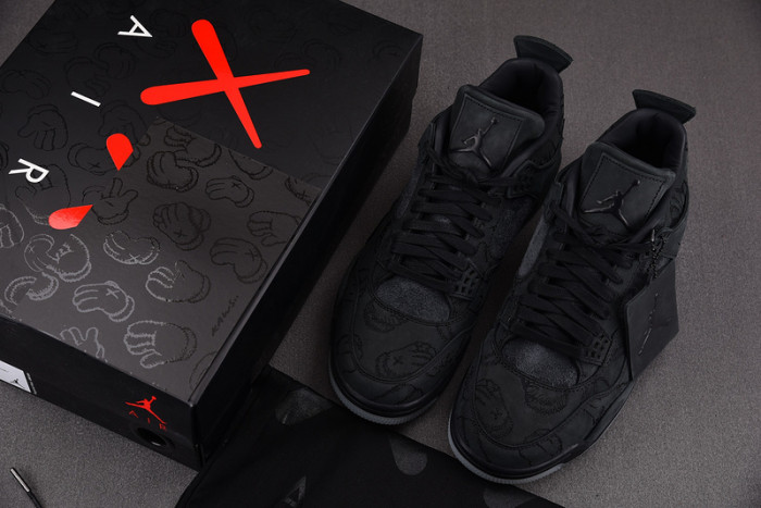 KAWS x Air Jordan 4 Retro 