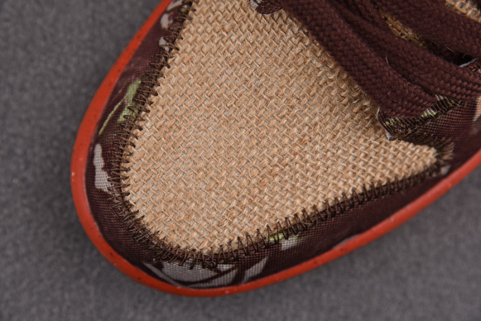 NIKE Dunk Low Pro SB “Reese Forbes” 304292-281