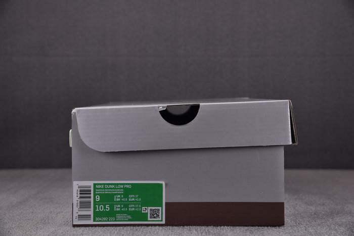 Stussy x SB Dunk Low Pro "Cherry"304292-223