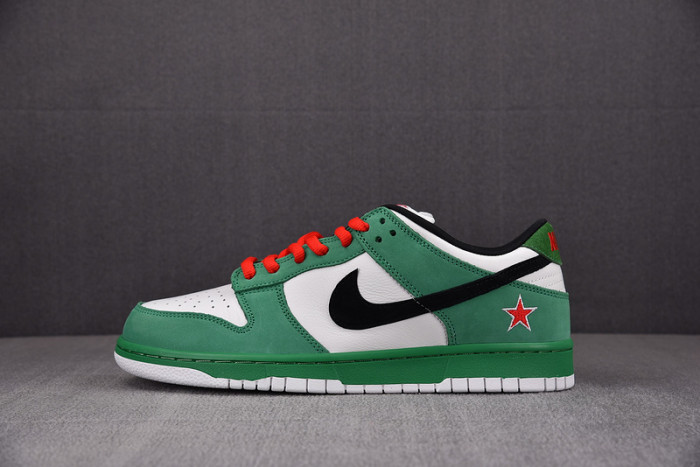 Nike SB Dunk Low Heineken 304292-302