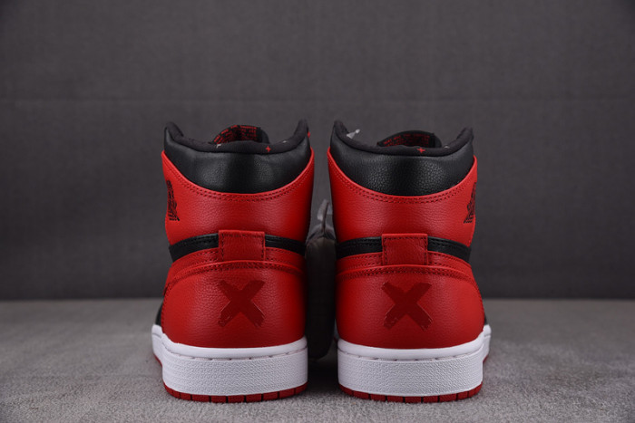 Air Jordan 1 Retro Banned (B-Grade) (2011) 432001-001