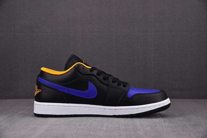 Air Jordan 1 Low "Dark Concord" 553558-075