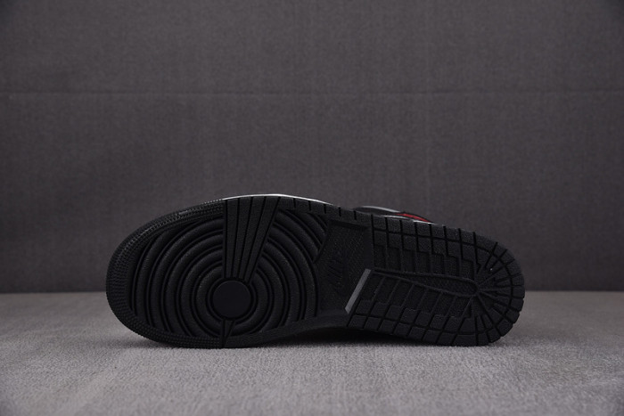 Air Jordan 1 Mid Shadow Red 554724-096