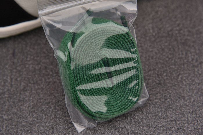 Air Jordan 1 Retro High Pine Green 555088-302