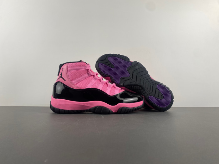 Air Jordan 11 pink