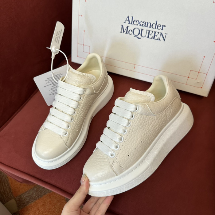 ALEX MCQU SNEAKER