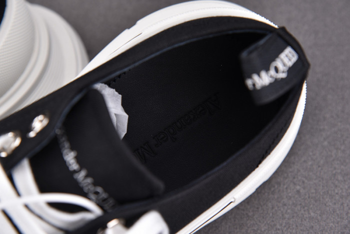 ALEX MCQU SNEAKER