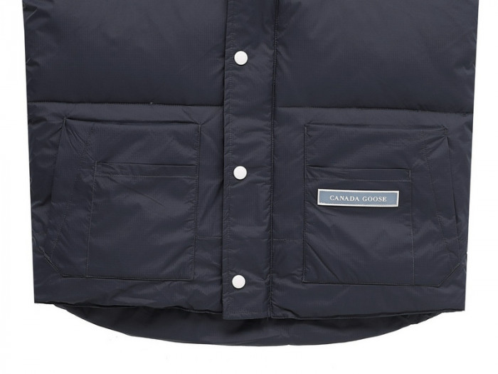 C&NA* G00SE down jacket