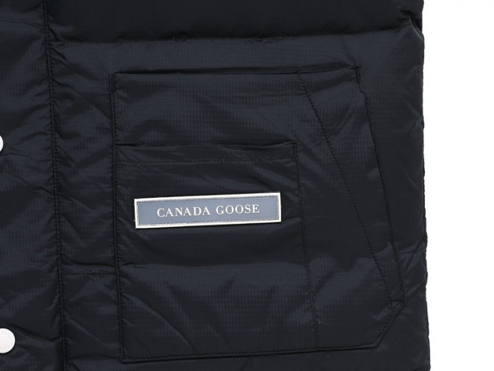 C&NA* G00SE down jacket