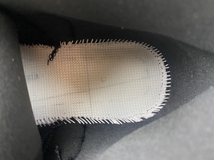 Air Jordan 12 “Field Purple” CT8013-057