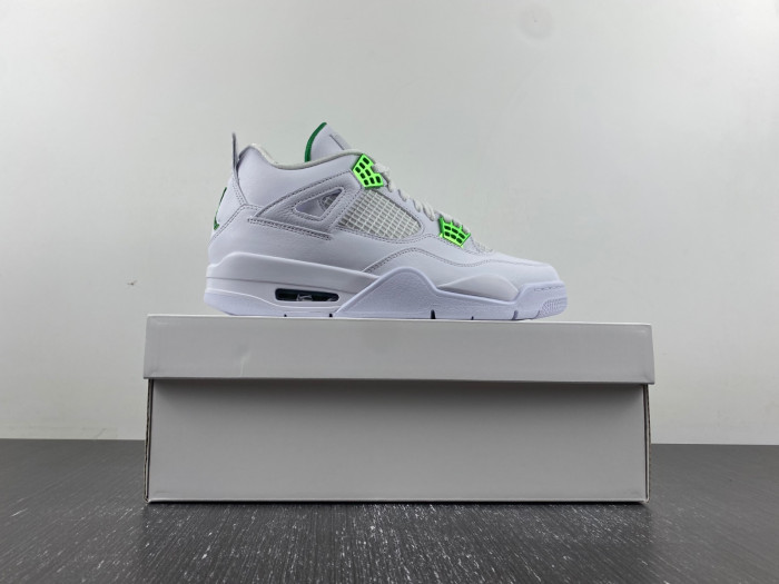 AIR JORDAN 4 “Metallic Green” CT8527-113