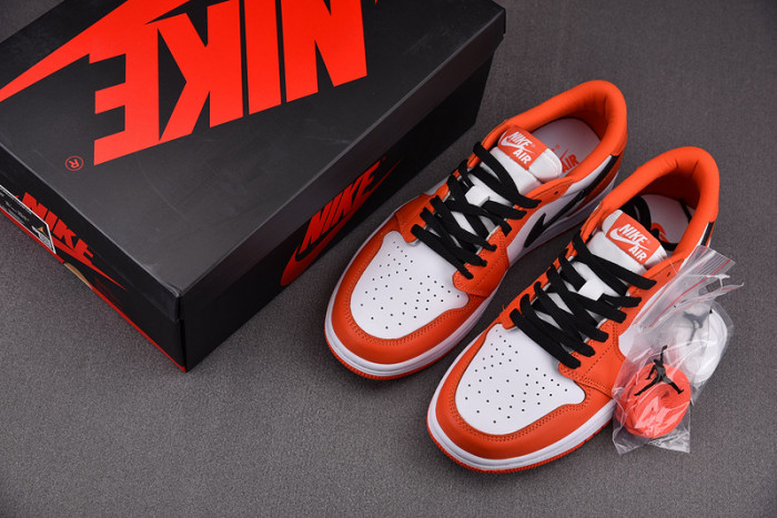WMNS Air Jordan 1 Low OG "Starfish" CZ0775-801