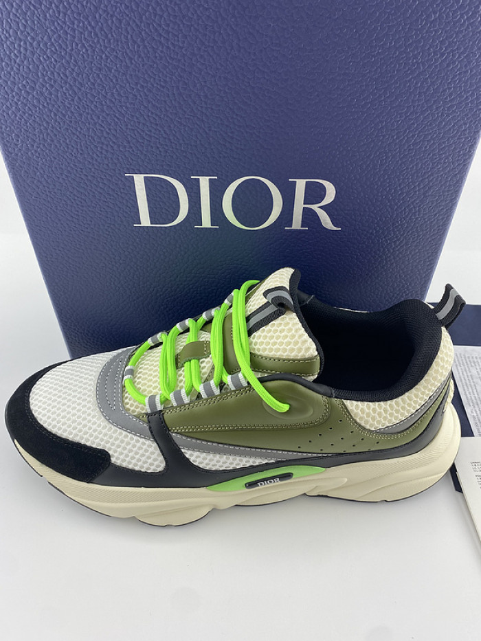 D10R SNEAKER
