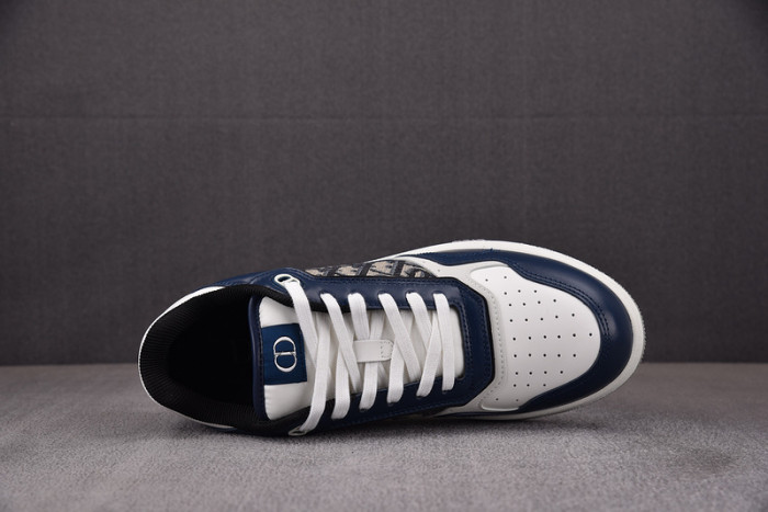 D10R B27 LOW SNEAKER