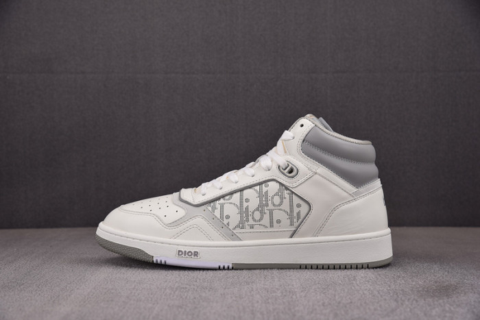 D10R B27 MID SNEAKER