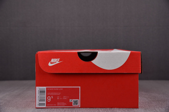 Nike Dunk Low “Gorge Green” DD1503-300