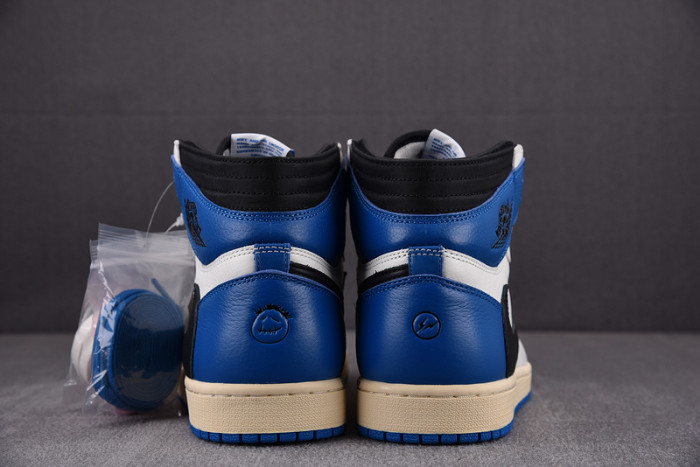 TRAVIS SCOTT × FRAGMENT × NIKE AIR JORDAN 1 RETRO HIGH OG SP DH3227-105
