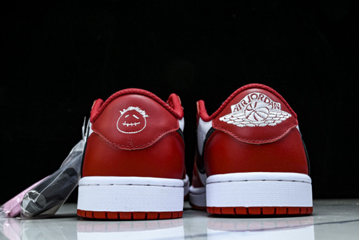 Travis Scott x Air Jordan 1 Low DM7866-101