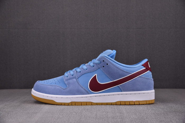 Nike Dunk SB Low PRM “Phillies” DQ4040-400