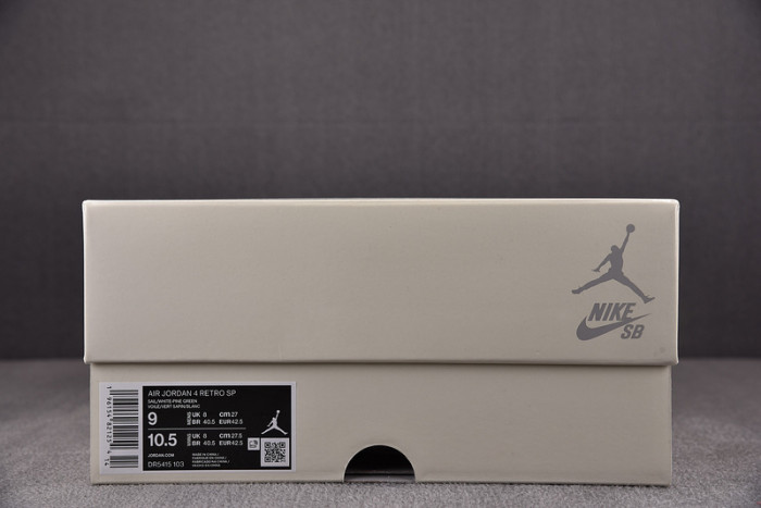 Nike SB x Air Jordan 4 ‘Pine Green’ DR5415-103