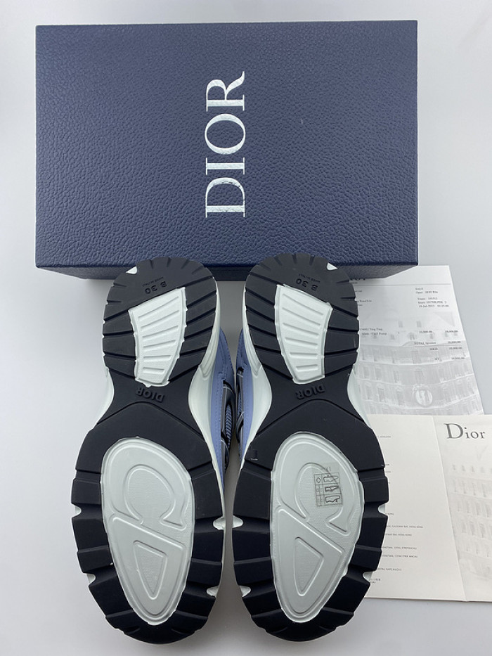 D10R SNEAKER