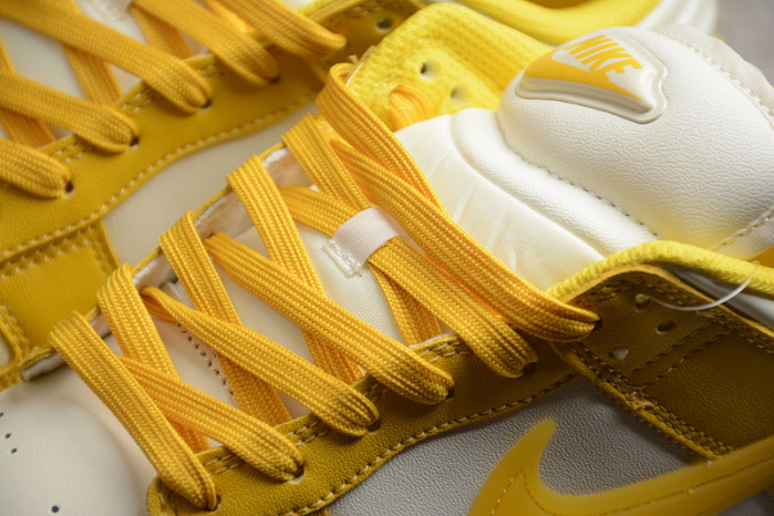 Nike Dunk Low Twist “Vivid Sulfur” DZ2794-100