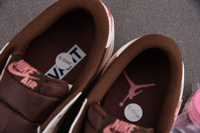 Travis Scott x Air Jordan 1 Low OG “Dark Pony/Pink Oxford”  DZ4137-206