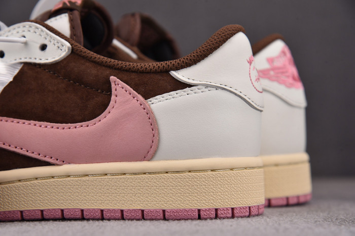Travis Scott x Air Jordan 1 Low OG “Dark Pony/Pink Oxford”  DZ4137-206