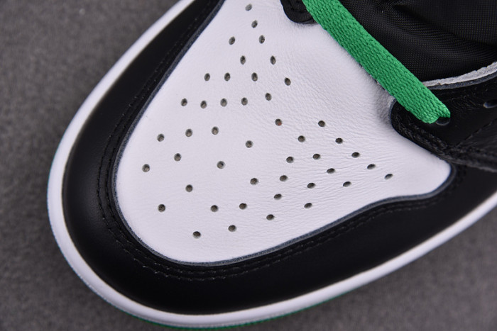 Air Jordan 1 High OG "Lucky Green" DZ5485-031