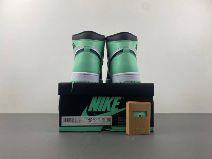 Air Jordan 1 High OG “Green Glow” DZ5485-130