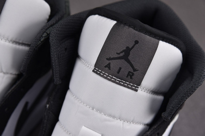 Air Jordan 1 Mid “Panda Elephant”FB9911-001