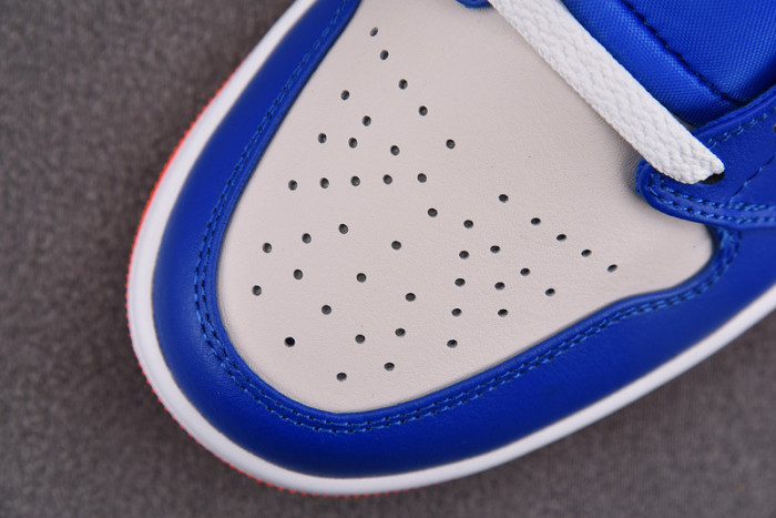 Air Jordan 1 Mid “Knicks” FD1029-400