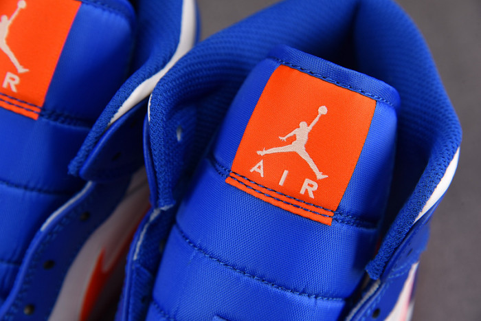 Air Jordan 1 Mid “Knicks” FD1029-400
