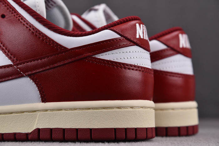 WMNS NK Dunk Low PRM “Team Red and White” FJ4555-100