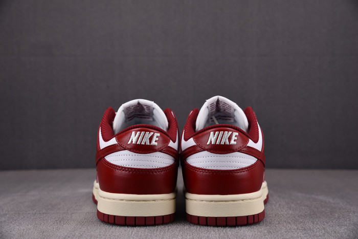 WMNS NK Dunk Low PRM “Team Red and White” FJ4555-100