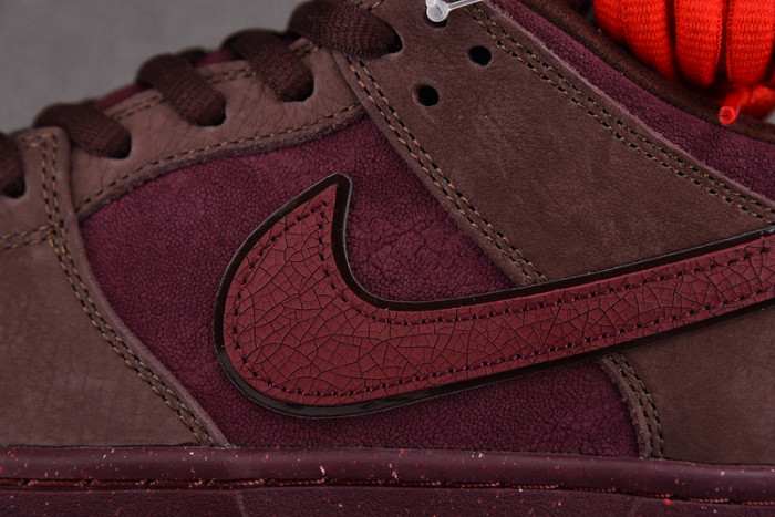 Nike SB Dunk Low Valentine