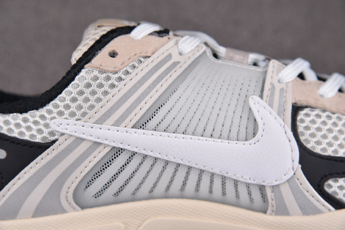 nike vomero 5 S*personic light bone black fn7649-110