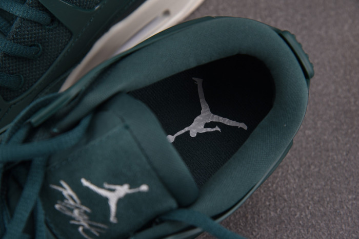 Air Jordan 4 RM WMNS “Oxidized Green” FQ7940-300
