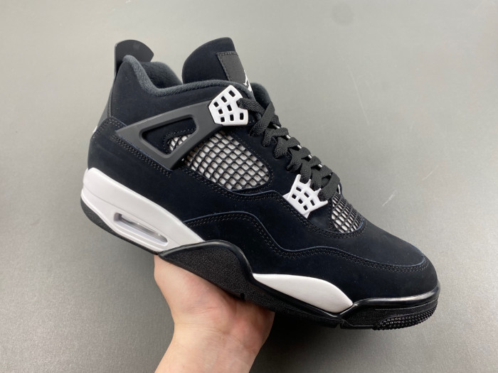 Air Jordan 4 "White Thunder" FQ8138-001