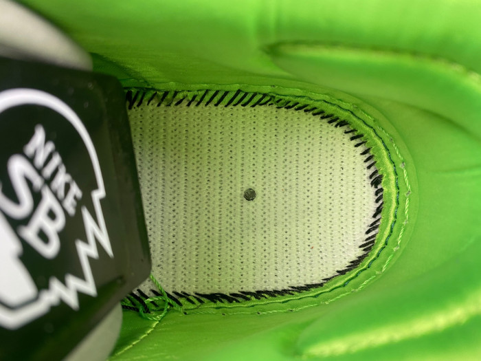 The Powerpuff Girls x Nike SB Dunk Low “Buttercup”FZ8319-300