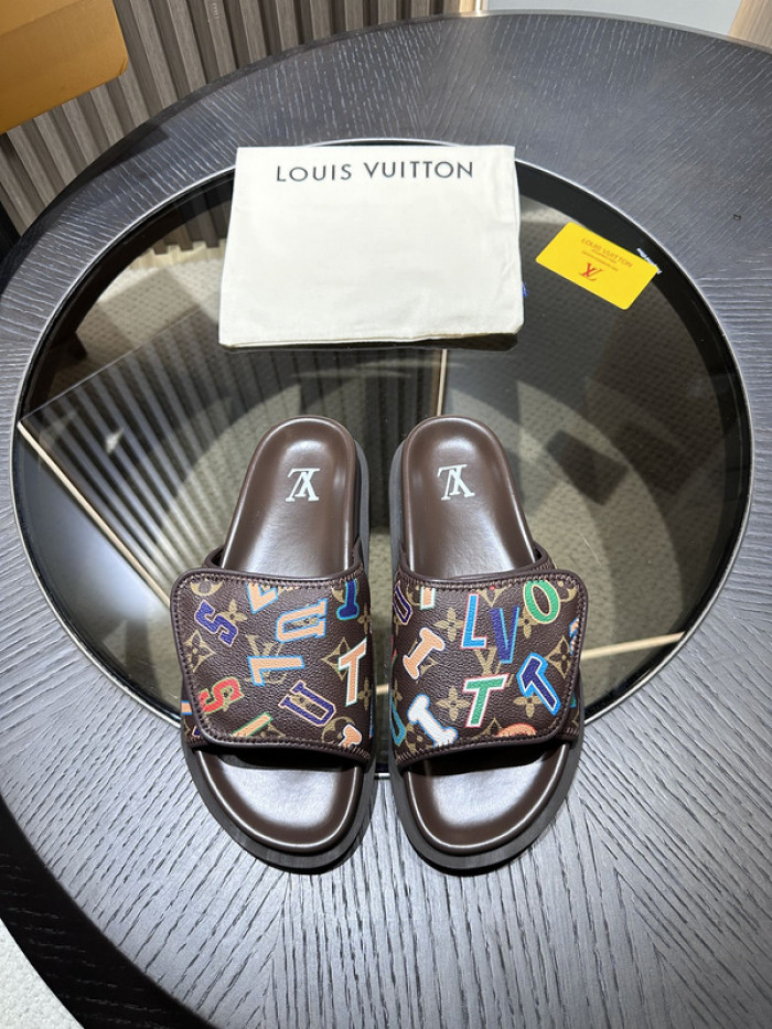 L0VT SANDAL
