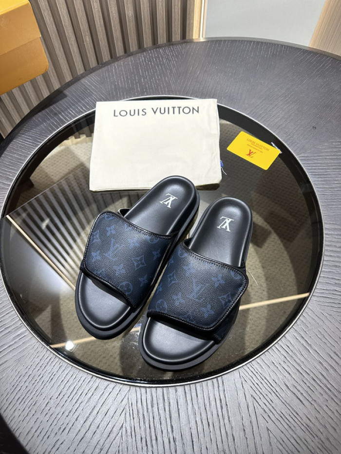 L0VT SANDAL