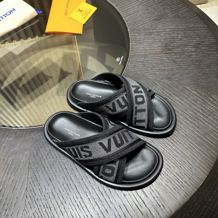 L0VT SANDAL