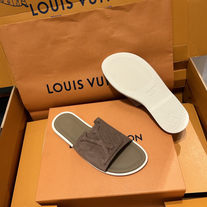 L0VT SANDAL