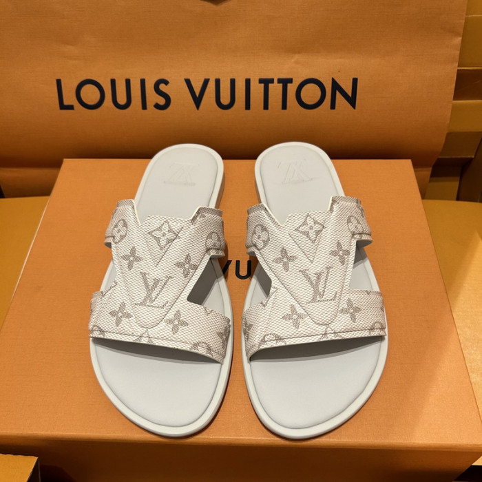 L0VT SANDAL